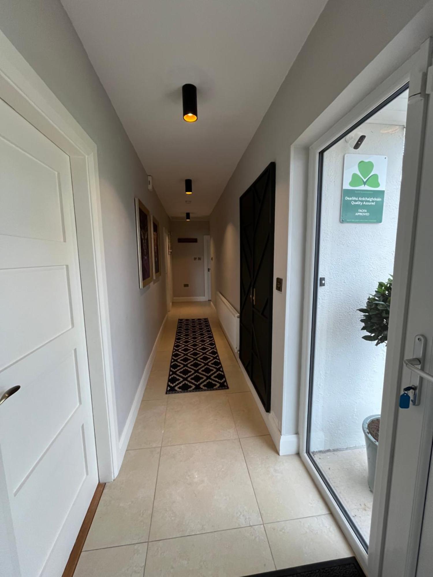 The Hillcrest, Luxury Accommodation In Castleblayney Town Luaran gambar